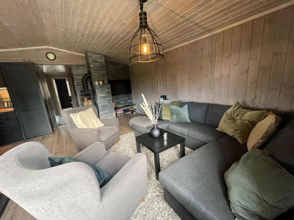 Utsikten - cabin with a great view in Drangedal