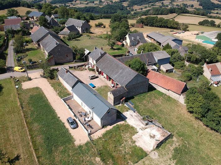 Gîte pour 16 personnes, avec jardin et terrasse, animaux acceptés