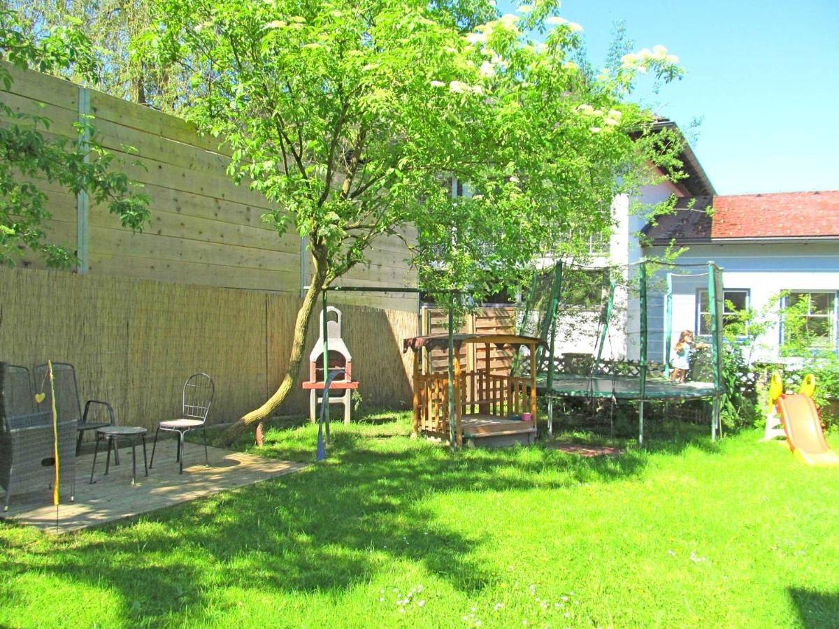Two-Bedroom Apartment with Balcony in Innerschwand am Mondsee, Mondsee & Irrsee