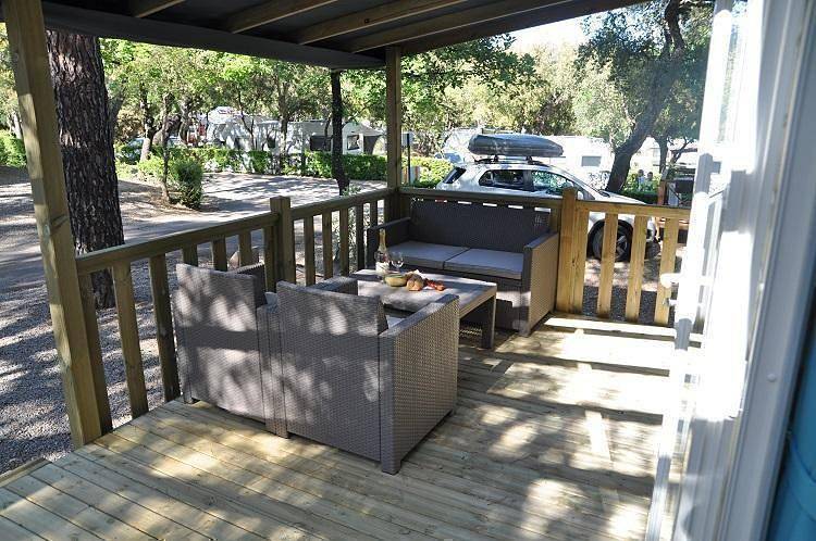 Entire holiday apartment, Mobile home on a campsite in the Cote d'Azur in Roquebrune-sur-Argens, Draguignan region