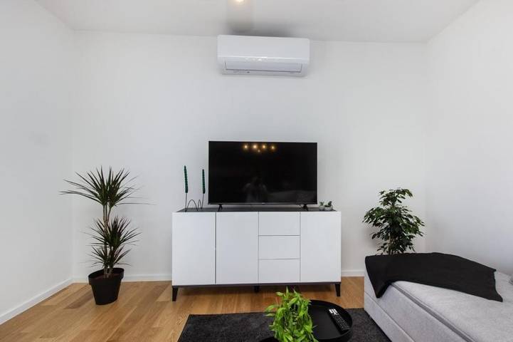 Apartamento entero, Apartamento para dos personas con una terraza Trogir A-25365-a in Trogir, Condado de Split-Dalmacia