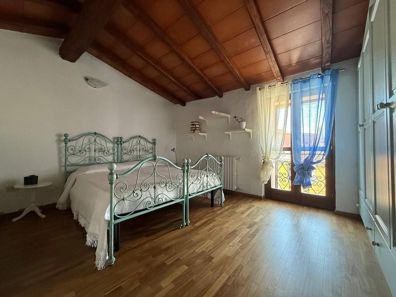 Camera doppia con terrazza condivisa, vista montagna e Wi-Fi in Telti, Olbia-Tempio