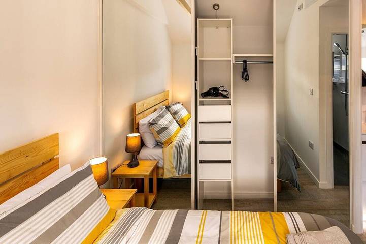 Ganze Wohnung, Studio-Standard-Ensuite mit Dusche-Terrasse-Ground Floor in Worthing, West Sussex