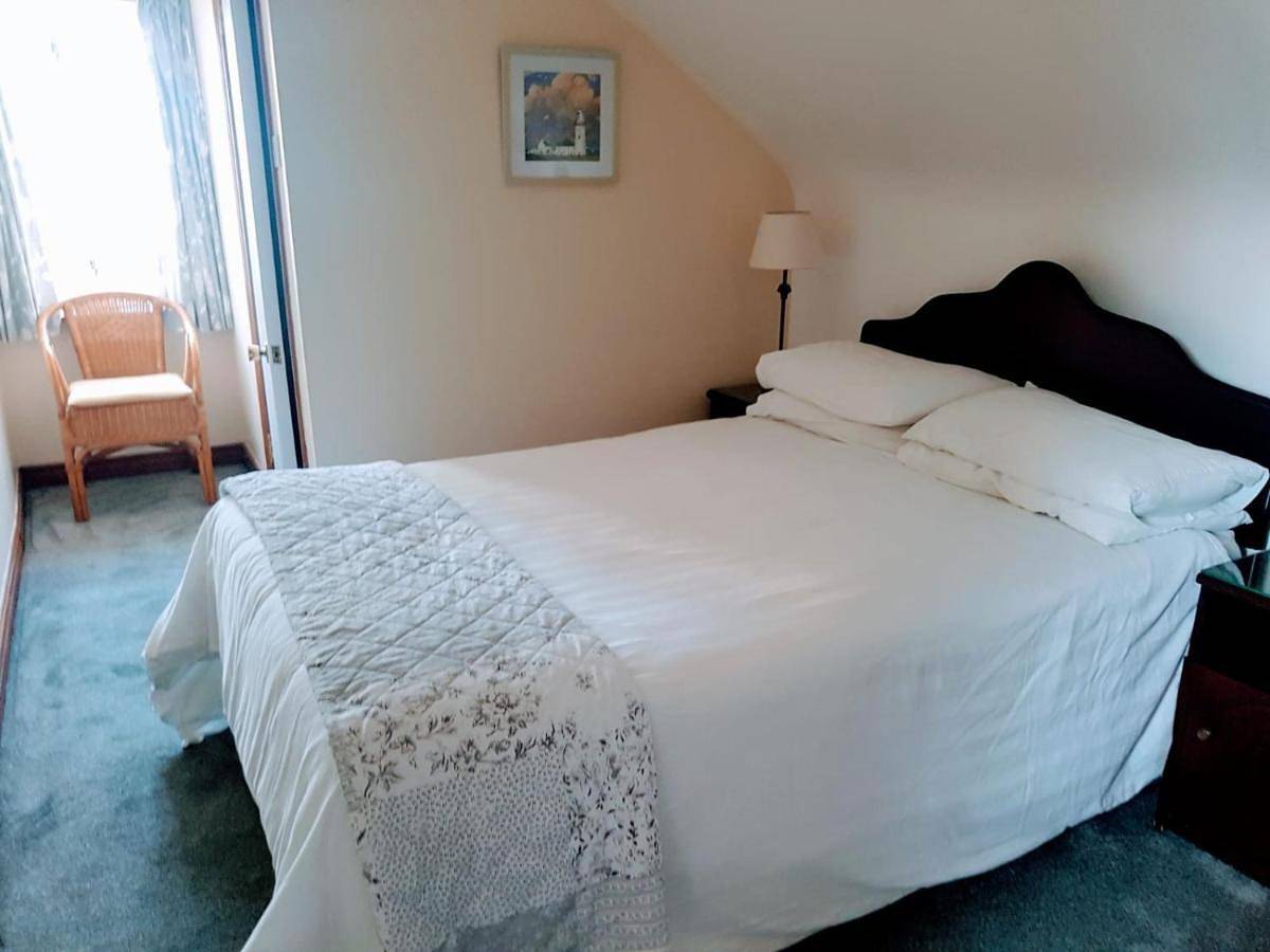 Asgard Guest House in Eyre Square, Galway