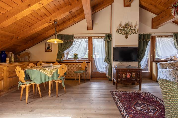 Gîte pour 6 personnes, avec balcon et jacuzzi à San Vito di Cadore - 2
