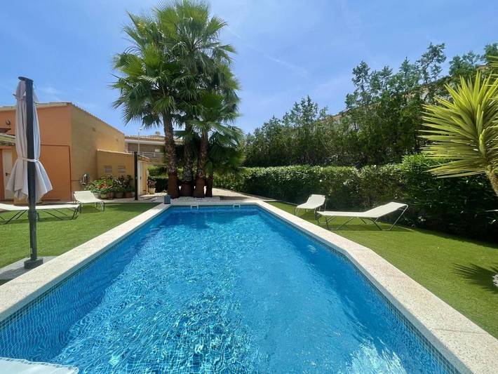 Casa rural para 8 personas, con terraza además de piscina y jardín en Benidorm - 4