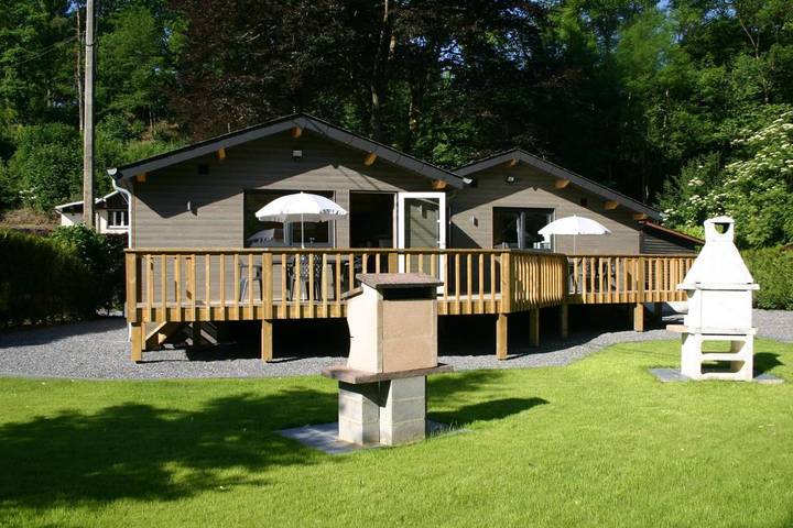 Gîte pour 6 personnes, avec Terrasse ainsi que Jardin et Vue à Ferrières (Liège)