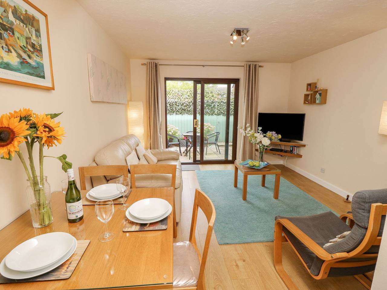 Poole Quay Cottage in Poole, Poole Harbour