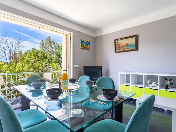 Ferienwohnung für 4 Personen, mit Garten und Balkon in Le Lavandou - 2