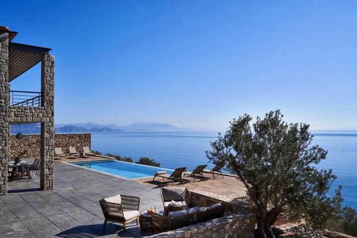 Villa für 10 Personen, mit Garten und Pool sowie Ausblick - 1