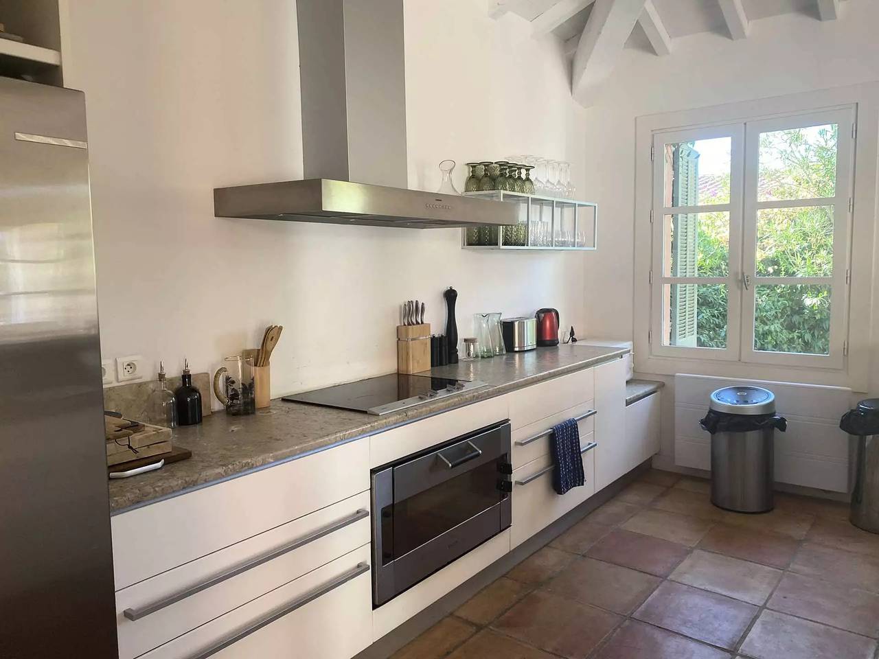 Spaziosa villa vicino al centro del paese e al mare in Hyeres, Porquerolles