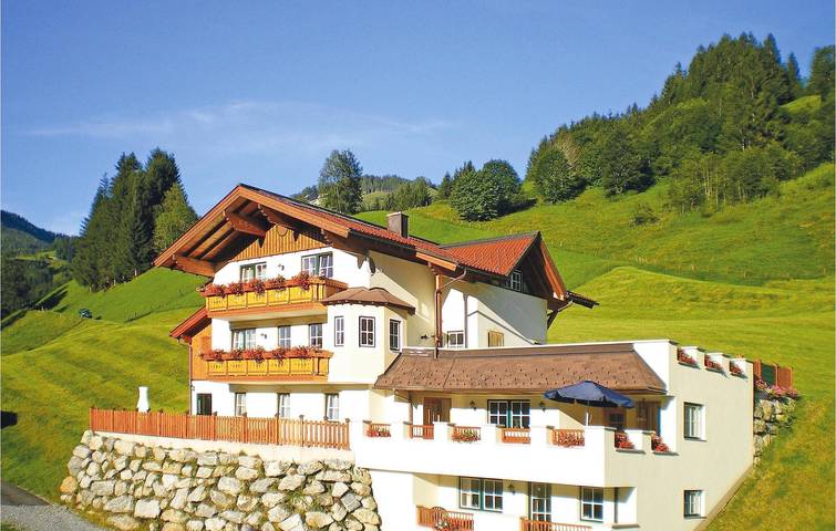 Ferienwohnung für 6 Personen, mit Terrasse in Großarl