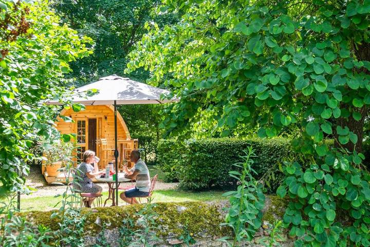 Camping pour 2 personnes, avec Terrasse et Jardin