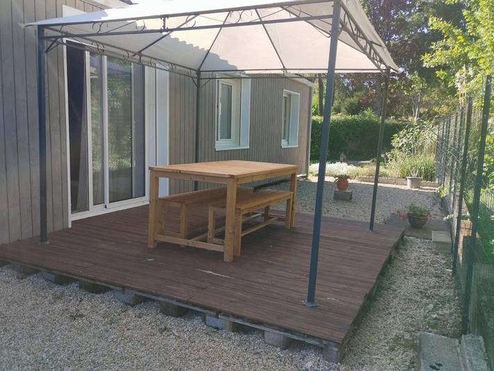 Location de vacances pour 6 personnes, avec terrasse et jardin à Sansais - 4