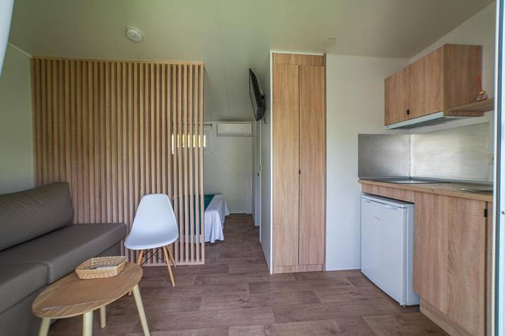 Camping pour 2 personnes, avec jardin ainsi que piscine et bassin pour enfant, adapté aux familles dans Province d'Alicante - 3