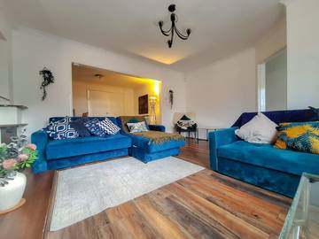 Vacation Rental for 7 Guests in Bristol, South West England, Picture 3