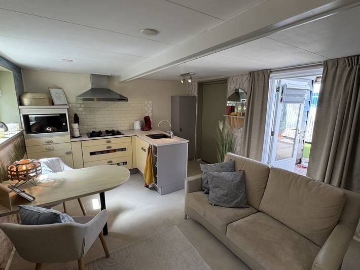 Ferienhaus für 2 Personen, mit Balkon/Terrasse und Terrasse sowie Garten in Scharendijke - 2