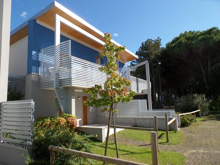 Villa für 7 Personen, mit Garten und Terrasse in Bibione