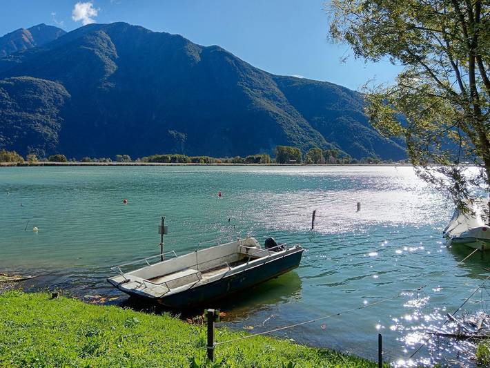 Ferienwohnung für 4 Personen, mit Ausblick und Seeblick sowie Garten, mit Haustier - 1