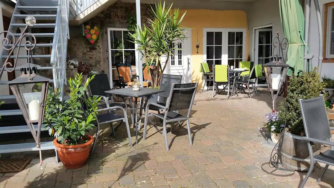 Ganze Ferienwohnung, Ferienwohnung für 2 Personen (55 m²) in Kattenes in Löf, Osteifel