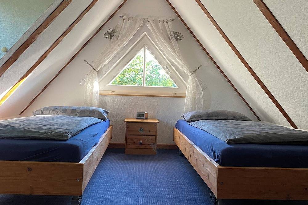 A comfortable, cozy tiny house in a quiet location on the edge of the village in Böhme, Landkreis Heidekreis