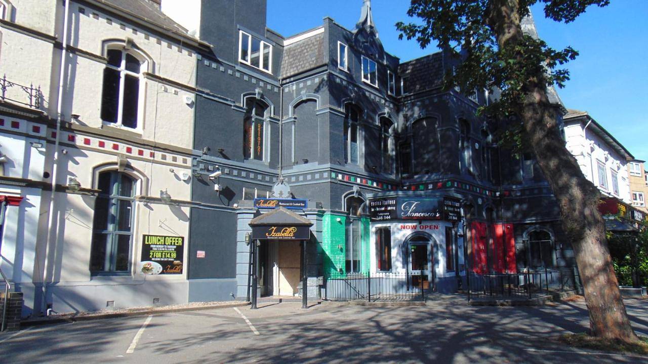 Entire apartment, Two-Bedroom Apartment in Kingston upon Hull, Yorkshire