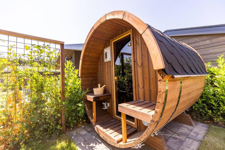Location de vacances pour 6 personnes, avec vue sur le lac et jardin ainsi que terrasse et sauna à Veldhoven - 2