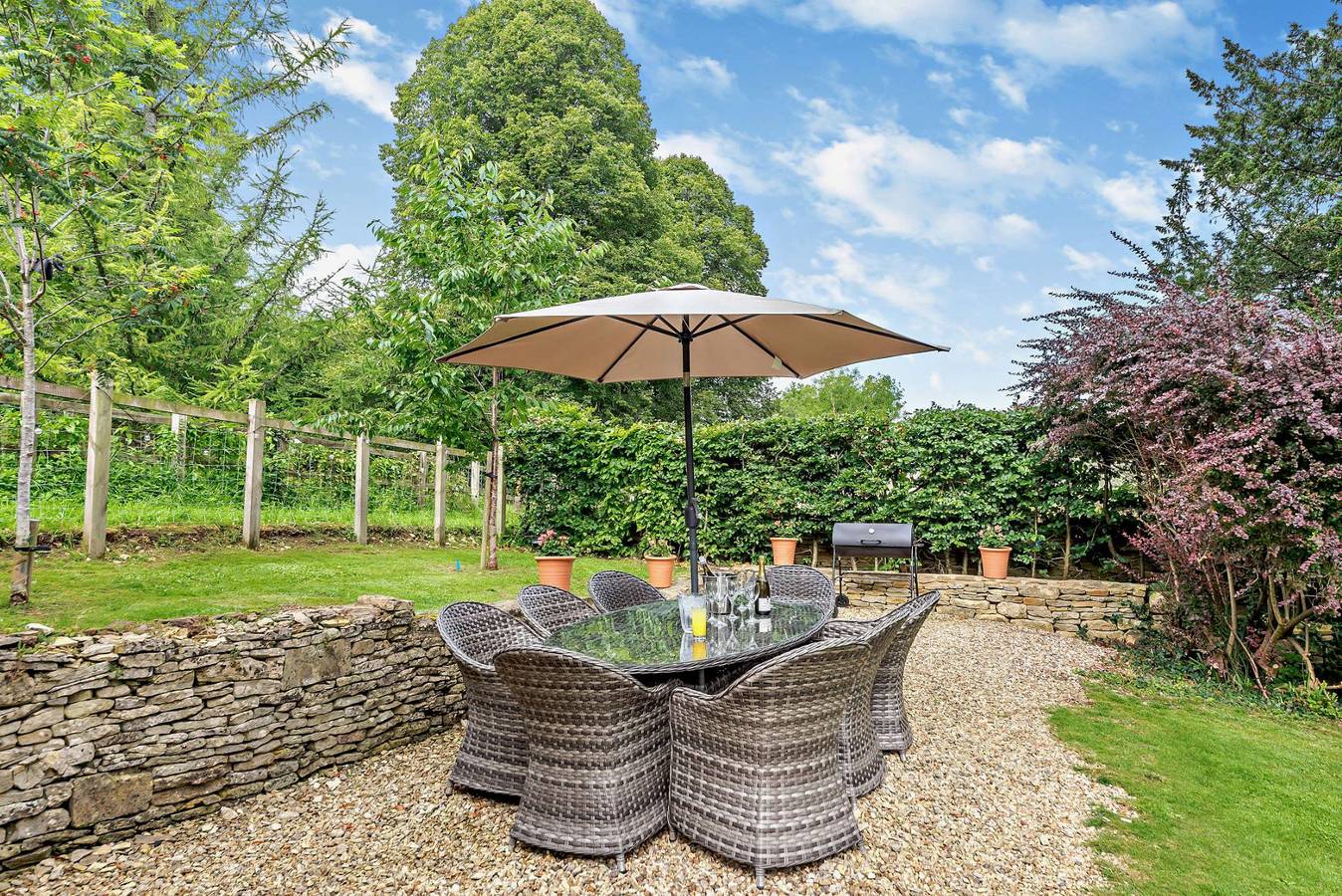 Lakeside House in Gloucestershire