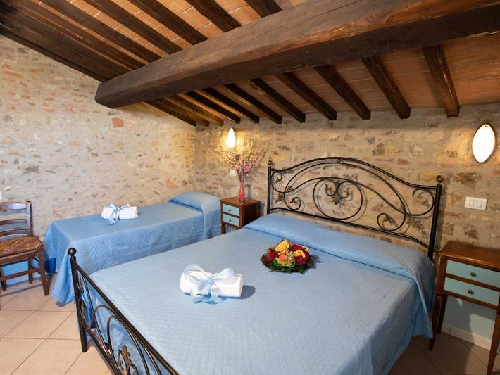 Gîte pour 7 personnes, avec jardin et piscine, animaux acceptés à Castiglione del Lago - 3