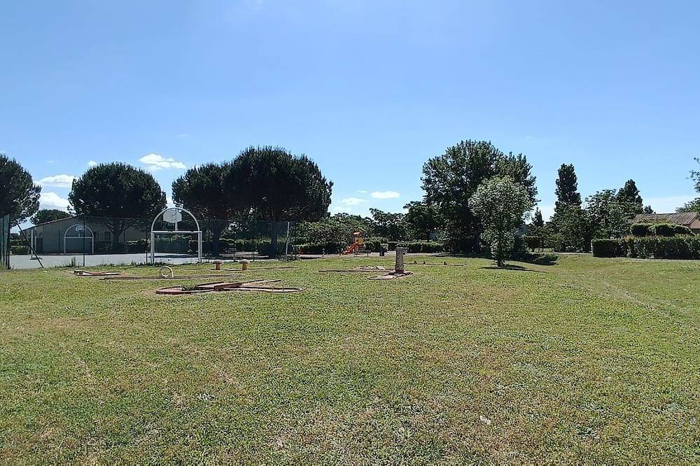 Quiet house with 2 bedrooms and garden. 25 minutes from the beaches. in Gallargues-le-Montueux, Costa mediterránea (Francia)