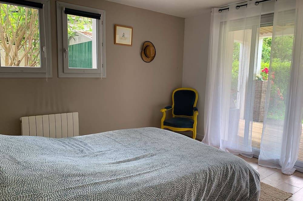Biarritz, casa tranquila para 8 ps con piscina orientada al sur a 10 minutos de las playas in Arcangues, Region de Bayona