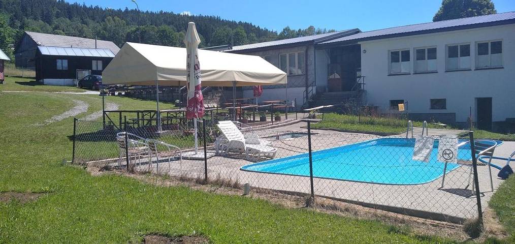 Camping für 6 Personen, mit Pool und Garten sowie Terrasse in Tschechien - 2