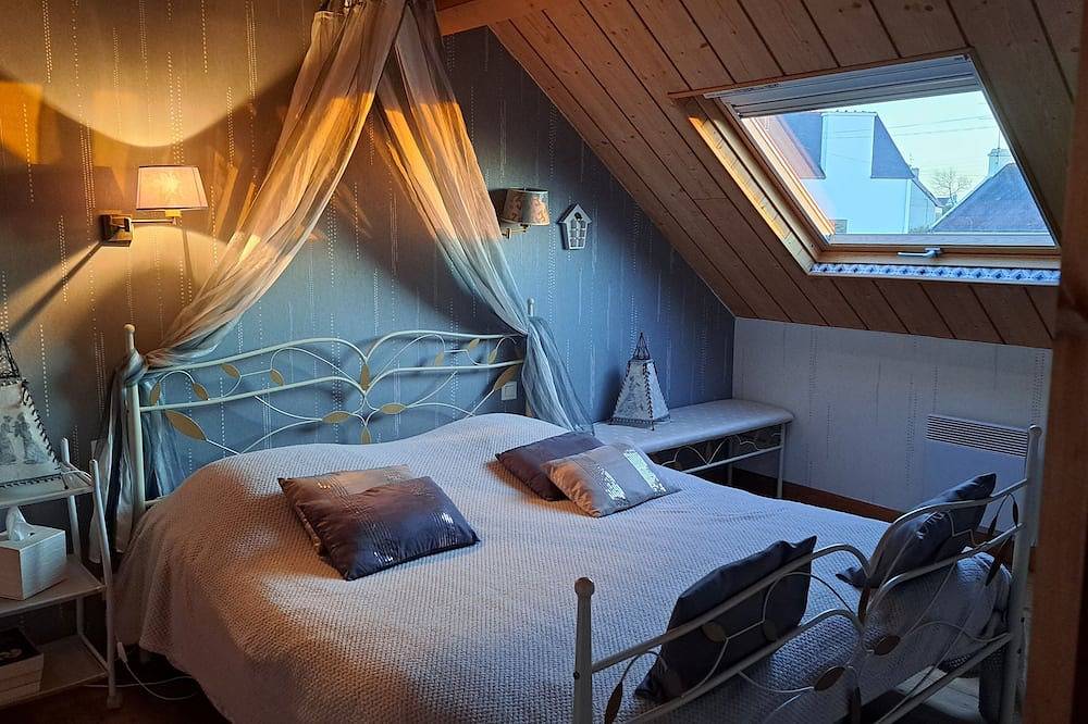 Schönes Fischerhaus aus Holz und Stein, 2007 renoviert, am mer d'Iroise in Lampaul-Plouarzel, Brest und Umgebung