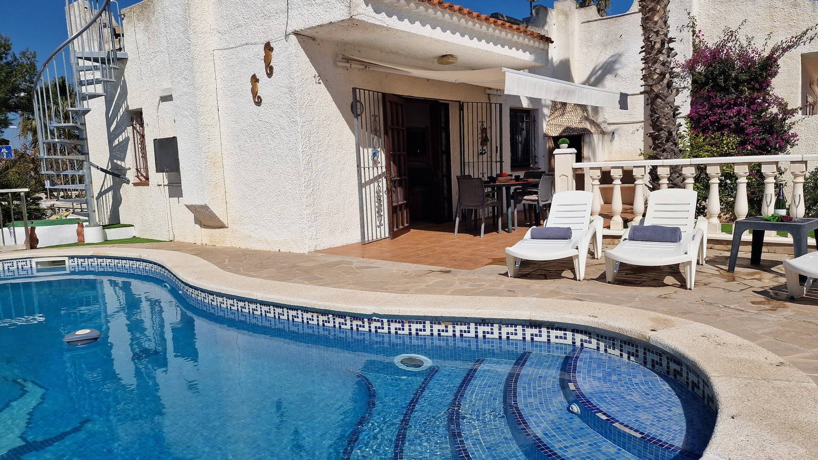 "Noella“@Marisol: 200m zum Strand, Privat-Pool, A/C, Wifi, Hundestrand in Riumar, Delta de l'Ebre