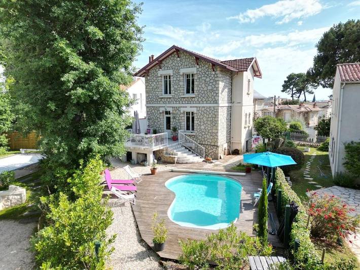Maison de vacances pour 6 personnes, avec jardin ainsi que piscine et terrasse