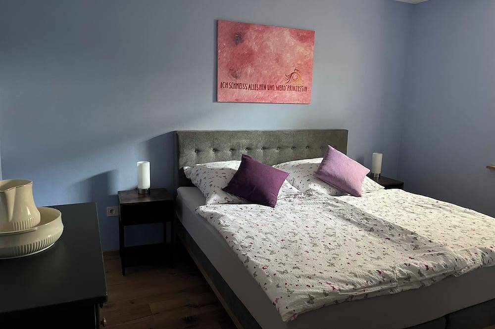 Ganze Wohnung, Ferienwohnung Oscar - Neu eingerichtete Ferienwohung direkt am Premiumwanderweg in Bruchweiler-Bärenbach, Landkreis Südwestpfalz