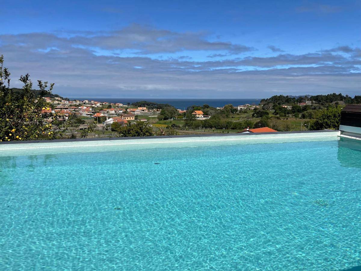 Chalet Con Vistas Al Mar, Piscina, Pista Futbol...Ideal Para Familias Con Niños in Baiona, Rias Baixas