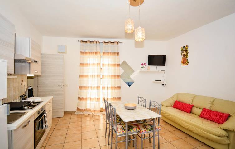 Ganze Ferienwohnung, Rückzug nach Ragusa: Schickes Apartment mit Terrasse & AC, 1km zum Stadtzentrum in Ragusa, Ragusa Provinz
