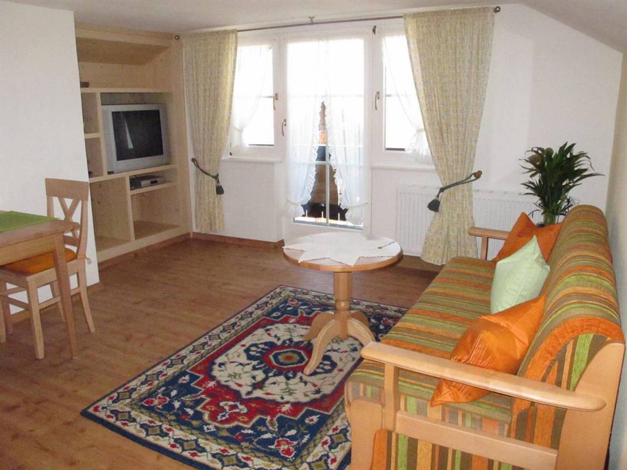 Ganze Ferienwohnung, Haus Lengdobler - Ferienwohnung Leni in Bad Kohlgrub, Bayerische Alpen