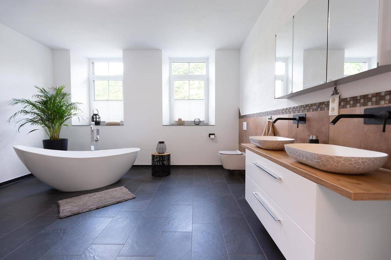 Ganze Wohnung, Ferienwohnung Moselallee 5 Sterne in Burg Eltz, Moselkern