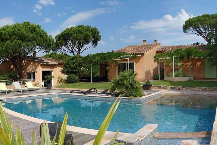 Villa pour 6 personnes, avec terrasse et jardin à Vidauban