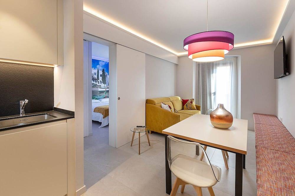 Ganze Wohnung, 3-2 Port Lligat - Standard Apartment in Figueres, Oberampurien