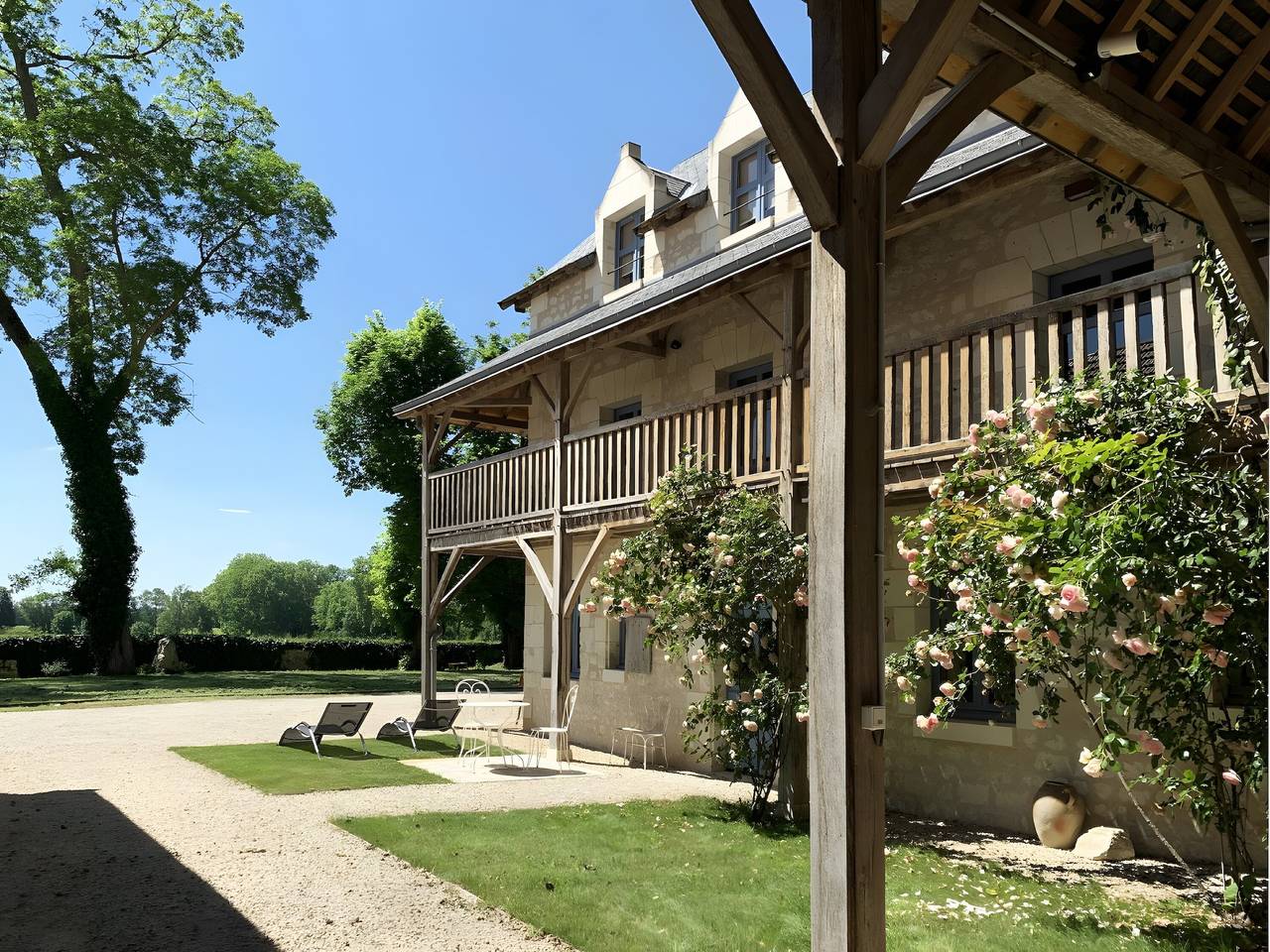La loge fernand de saint-éxupéry - proche Chinon avec piscine in Cravant-les-Côteaux, Vallée de la Loire