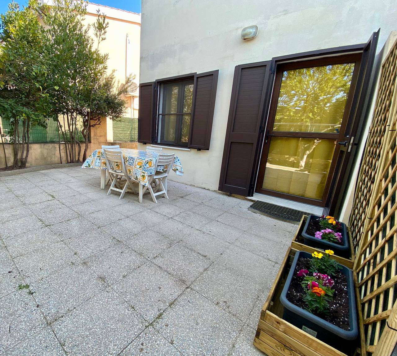 Entire apartment, Apartment 'Sud Sardinia 15' From Cagliari E' with Balcony and Wi-Fi in Capoterra, Cagliari Province