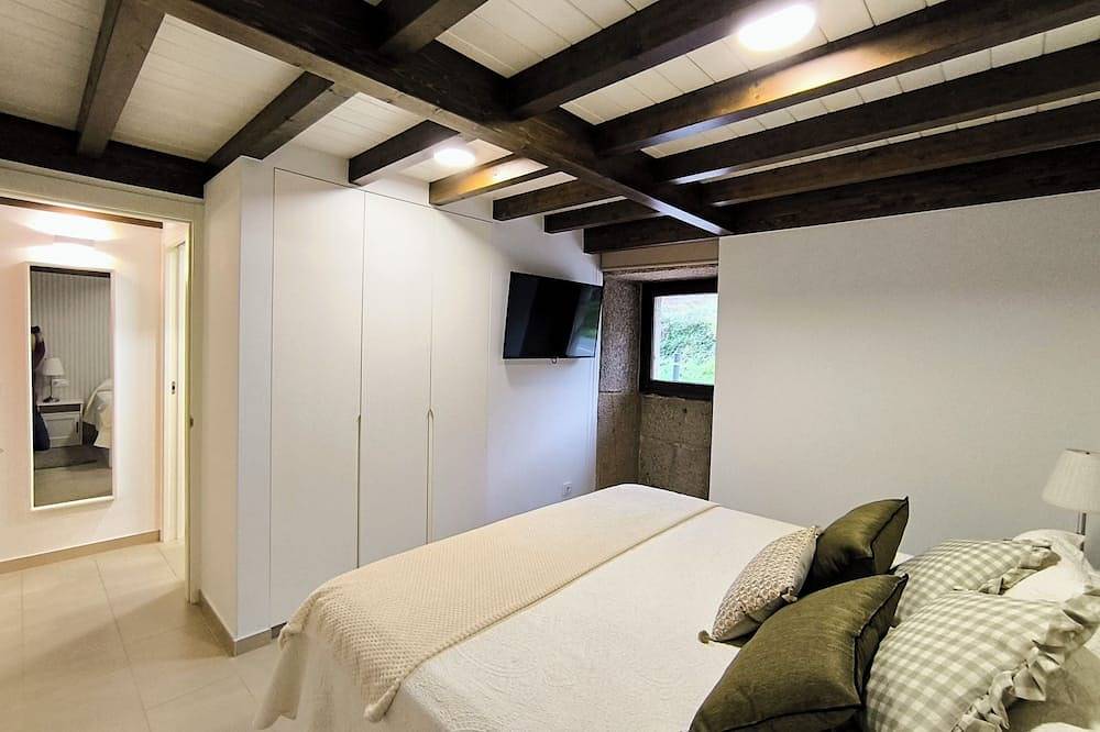 Complete House with the best of a rural environment and just 1km from the beach in Laxe, Costa da Morte