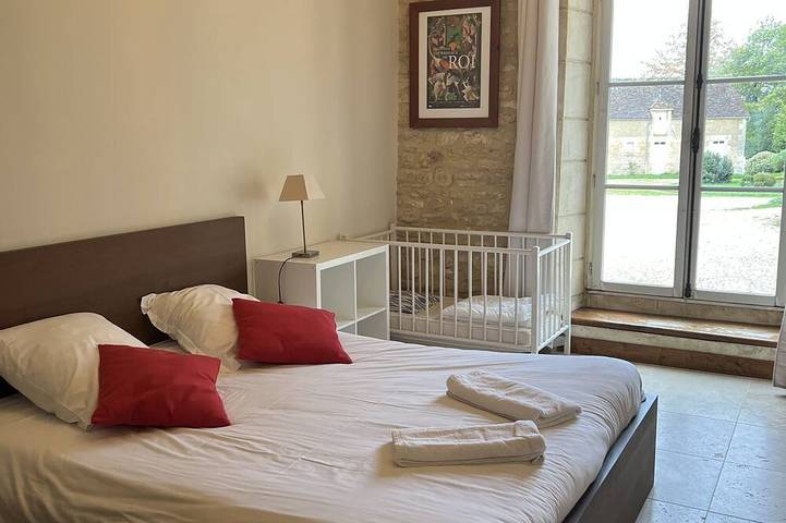 Location de vacances pour 15 personnes, avec jardin, animaux acceptés à Entrains-sur-Nohain - 4