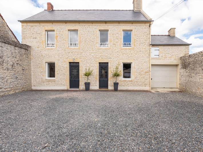 Location de vacances pour 4 personnes, avec terrasse et jardin à Commes - 2