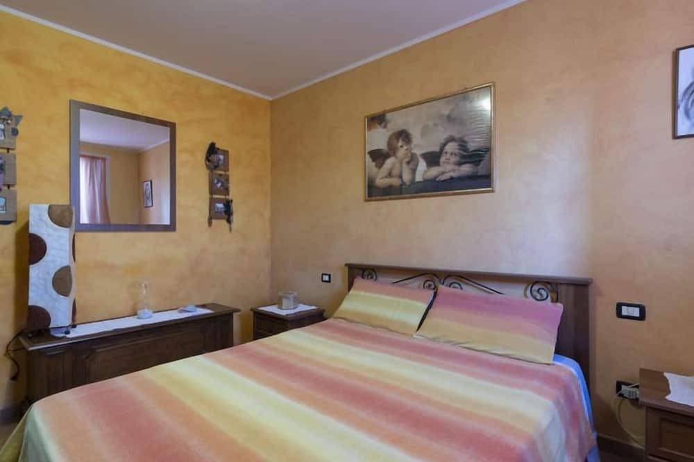 Lory House in Villa Viani (Pontedassio), Pontedassio