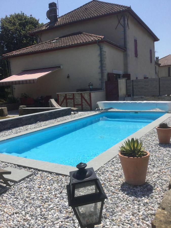 Gîte pour 4 personnes, avec piscine ainsi que jardin et vue à Hastingues - 3