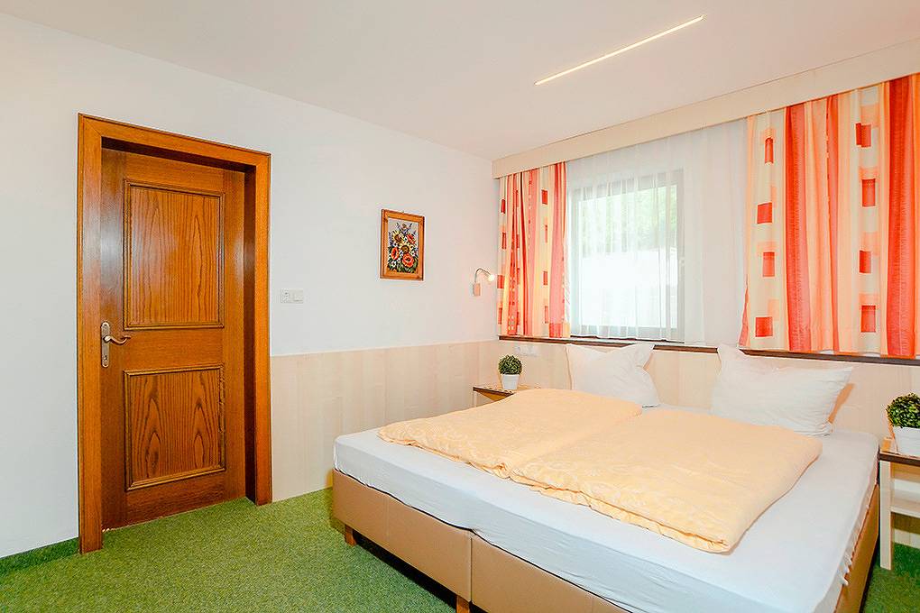 Hel ferielejlighed, Ferielejlighed for 3 personer med terrasse in Weißkamm, Sölden